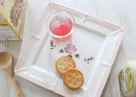 マニー マリアンヌローズ スクエアプレートS