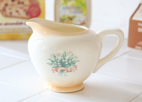 マニー エルブ 陶器 オレンジ クリーマー