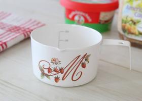 マニー レールデュロココ ホーロー メジャーカップ