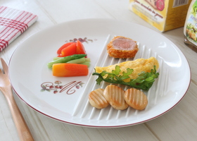 マニーロココ 陶器 なみなみプレート