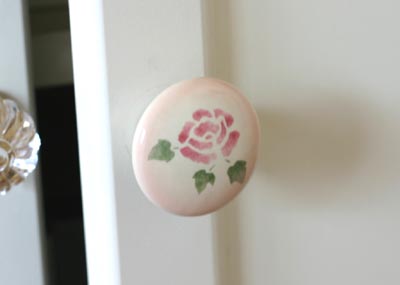 マニーローズ 陶器 ノブL