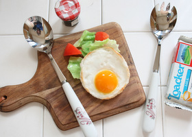 マニーロココ 陶器ハンドルカトラリー サービススプーン&フォークセット(旧カラー)