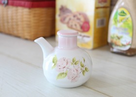 イマン ダイアナローズ 陶器 しょうゆさし