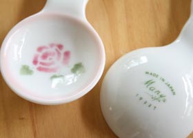 マニーローズ 陶器 ティーメジャー