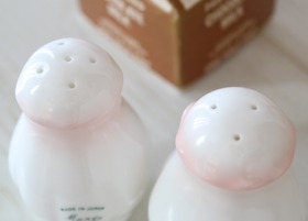 メゾンドマニー ローズ 陶器 ラフレゾン ソルト&ペッパー