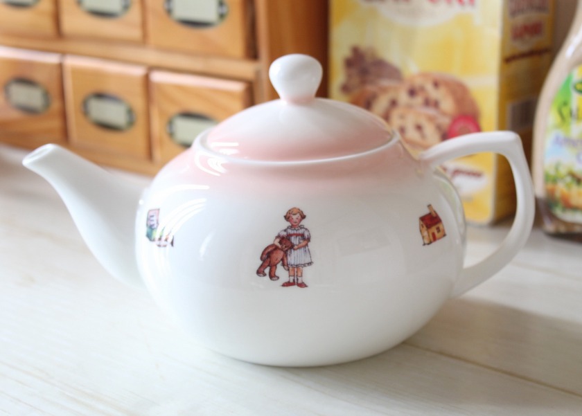 メゾンドマニー プチメゾン 陶器 ラフレゾン ティーポット