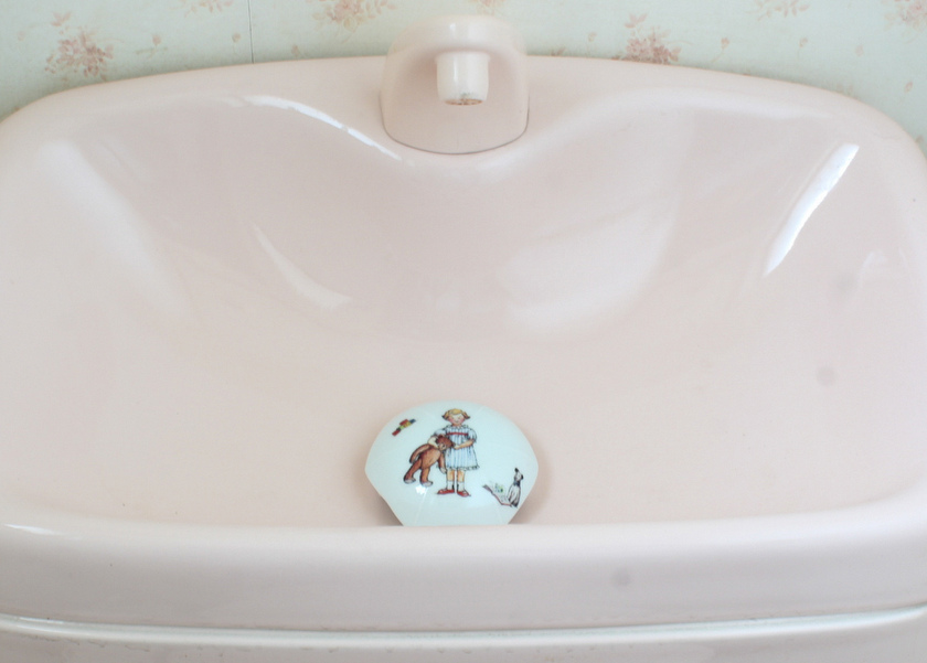 マニー プチメゾン 陶器 排水口カバー