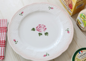 マニー ロンドローズ 陶器 プレートМ