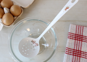 マニーロココ ホーロー 穴あきレードル