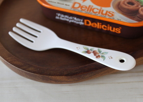 マニー レールデュロココ ホーロー プチ・フォーク(旧カラー)