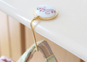 マニー レールデュロココ バッグハンガー(旧カラー)