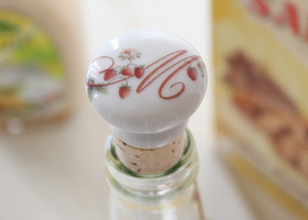 マニー レールデュロココ 陶器 ボトルストッパー