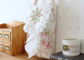 リボン刺繍のティッシュボックスカバーB