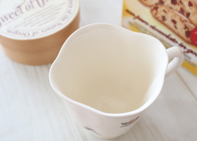 マニー フルーレット 陶器 マグカップ