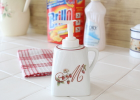 マニーロココ 陶器 ディスペンサー