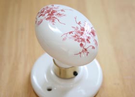 マニー ベルルージュ 陶器 オーバル型ドアノブ
