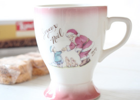 メゾンドマニー クリスマス陶器 ベルマグ (子供・ピンク)