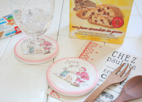 メゾンドマニー クリスマス陶器 タイルコースター (子供・ピンク)