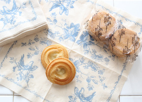 マニーGC オワゾーフランボワーズ ナフキン(ブルー)