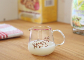 マニーロココ ガラス ミルクピッチャー