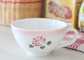 マニーローズ 陶器 ショワド デジュネマグ