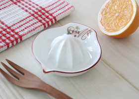 マニーロココ 陶器 スタッキングキッチンツール ミニスクウィーザー