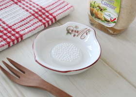 マニーロココ 陶器 スタッキングキッチンツール ミニグレーター