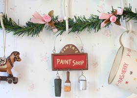 【50%OFF】クリスマスオーナメント サンタのペイントショップ