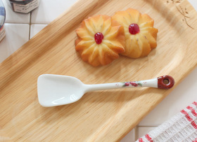 マニー レールデュロココ 陶器カトラリー アイススプーン(旧カラー)