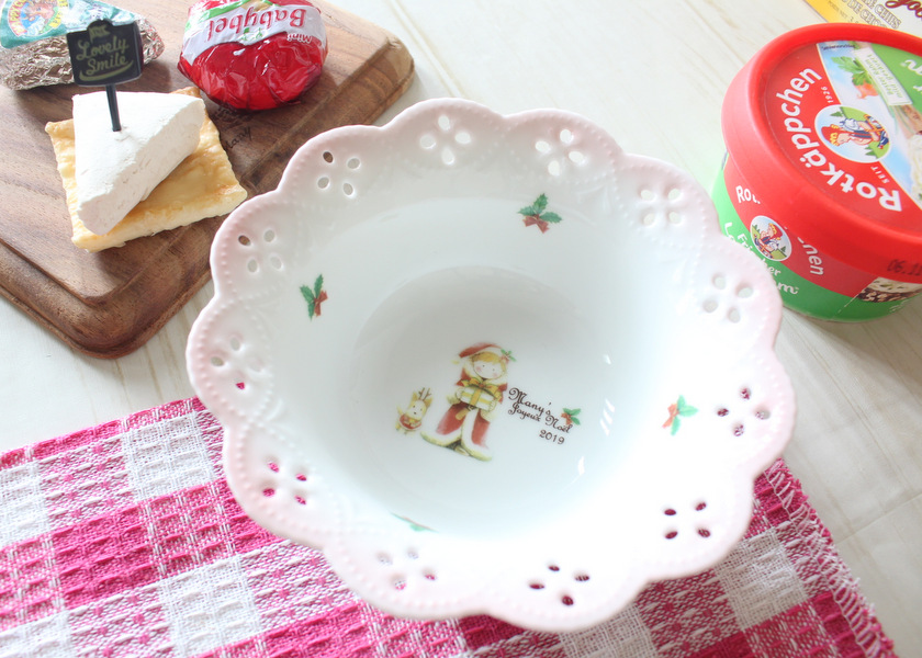 マニー クリスマス・レース陶器 ボウル(ピンク)