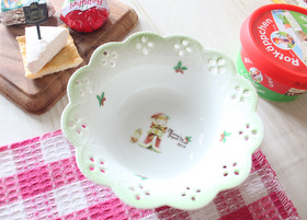 マニー クリスマス・レース陶器 ボウル(グリーン)
