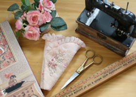 ボンクラージュ 布製品 はさみケース バラ