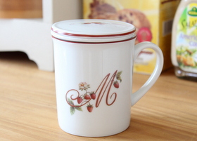 マニーロココ 陶器 ルールデュテ ストレーナー付マグ