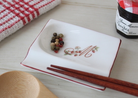 マニーロココ 陶器 ルールデュテ カトラリープレート