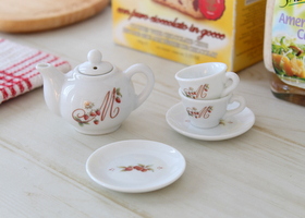 プティマニー ロココ 陶器 ディネット