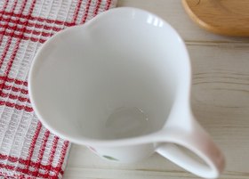 マニーローズ 陶器 ハートマグカップ