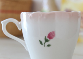 マニー メリーベル ローズ 陶器 コーヒーカップ