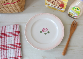 マニー メリーベル ローズ 陶器 ケーキプレート