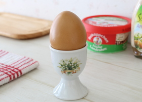 マニールプティデジュネ エルブ 陶器 エッグカップ