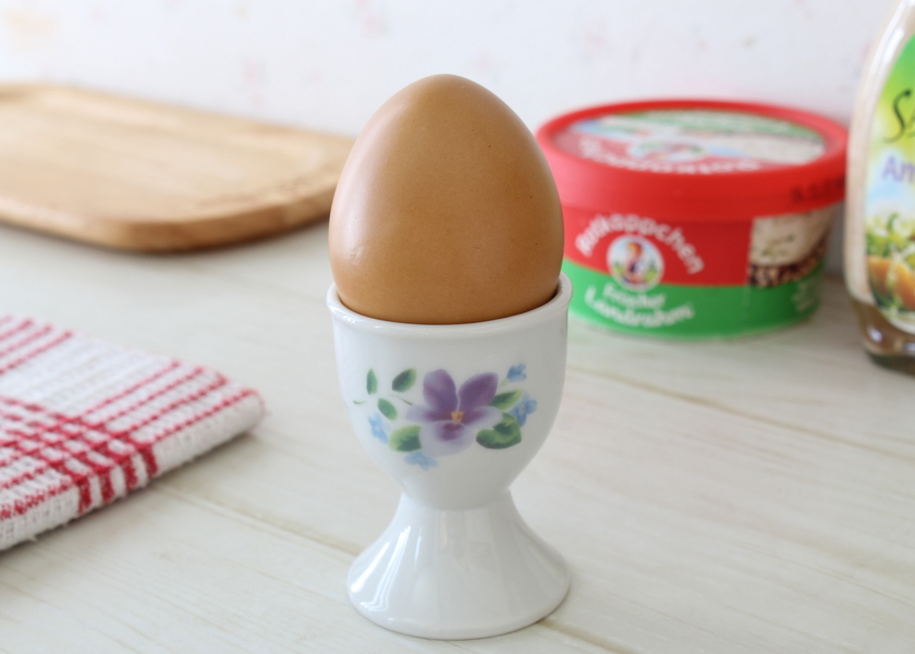 マニールプティデジュネ ヴィオレ 陶器 エッグカップ