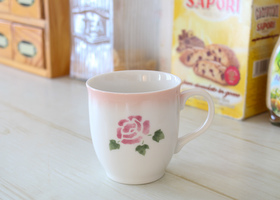 マニーローズ ラフロレゾン 陶器 マグカップ