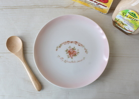 イマン リボン 陶器 ミニプレート