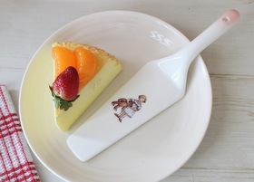 マニープチメゾン 陶器 ケーキサーバー