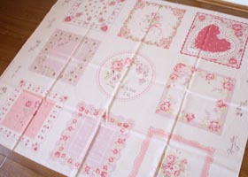 バラ柄コットン カットクロス パターン