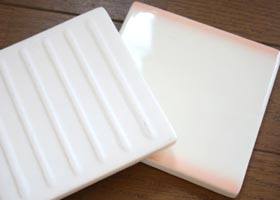 マニーローズ 陶器 タイルL 無地(上下ぼかし)