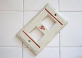 マニー レイユール 陶器 スイッチカバー 2ケ口(R)